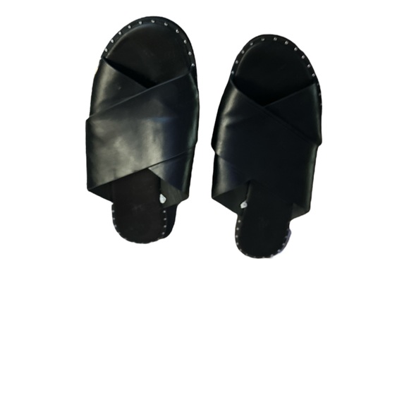 Black Sandals - Picture 4 of 4